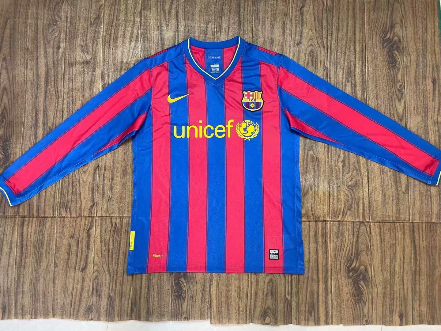 AAA Quality Barcelona 09/10 Home Long Soccer Jersey